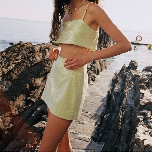 Reformation Dresses & Skirts - Reformation The Dream All over Sequin Skirt Lime Green Size 2